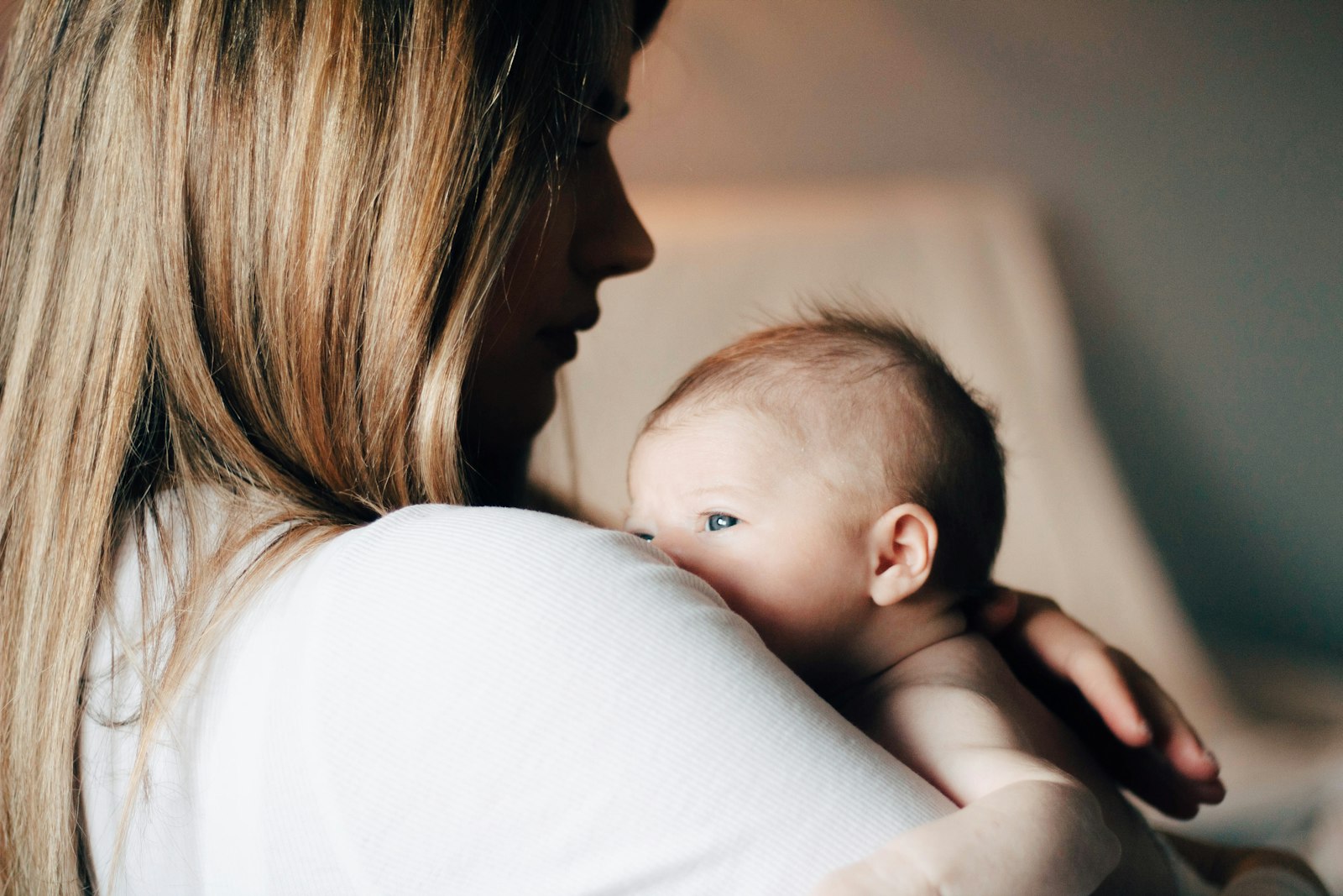 Best Nursing Pillows, Ranked